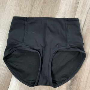 Lululemon shorts size 2 black